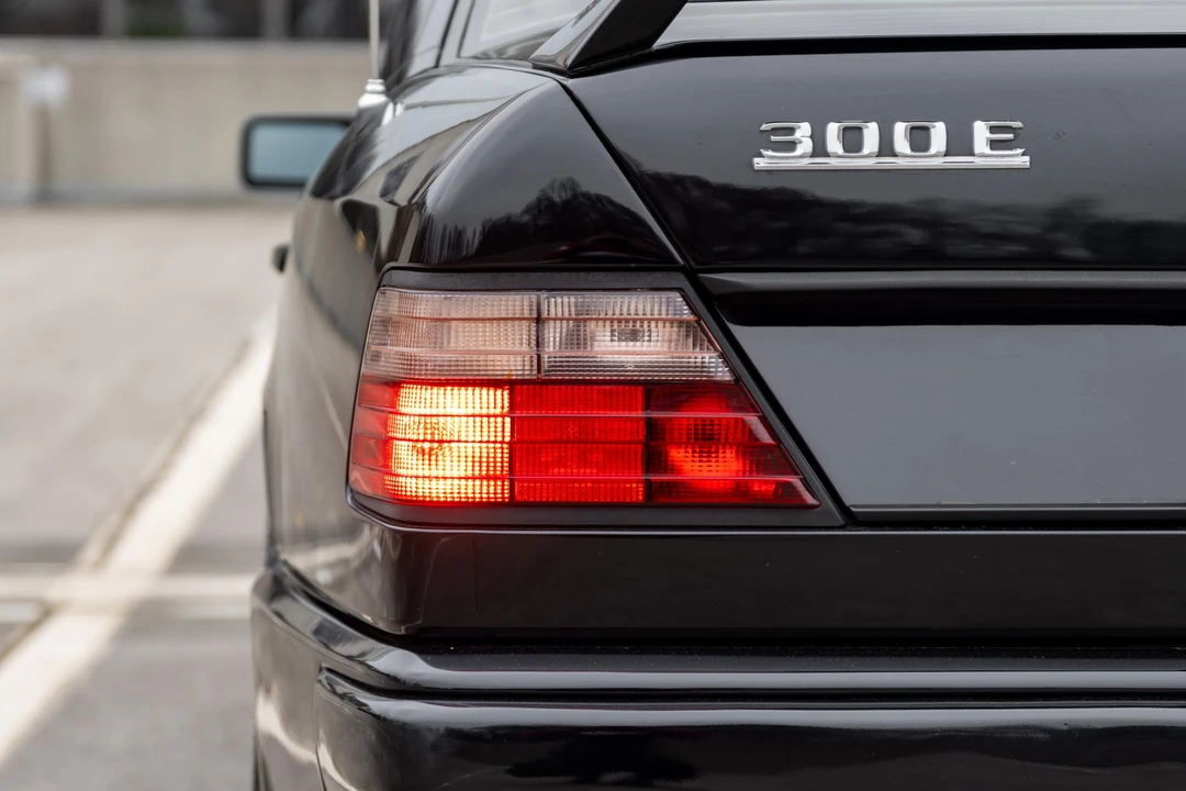 1986 Mercedes-Benz W124 E-Class - Image 27 of 31