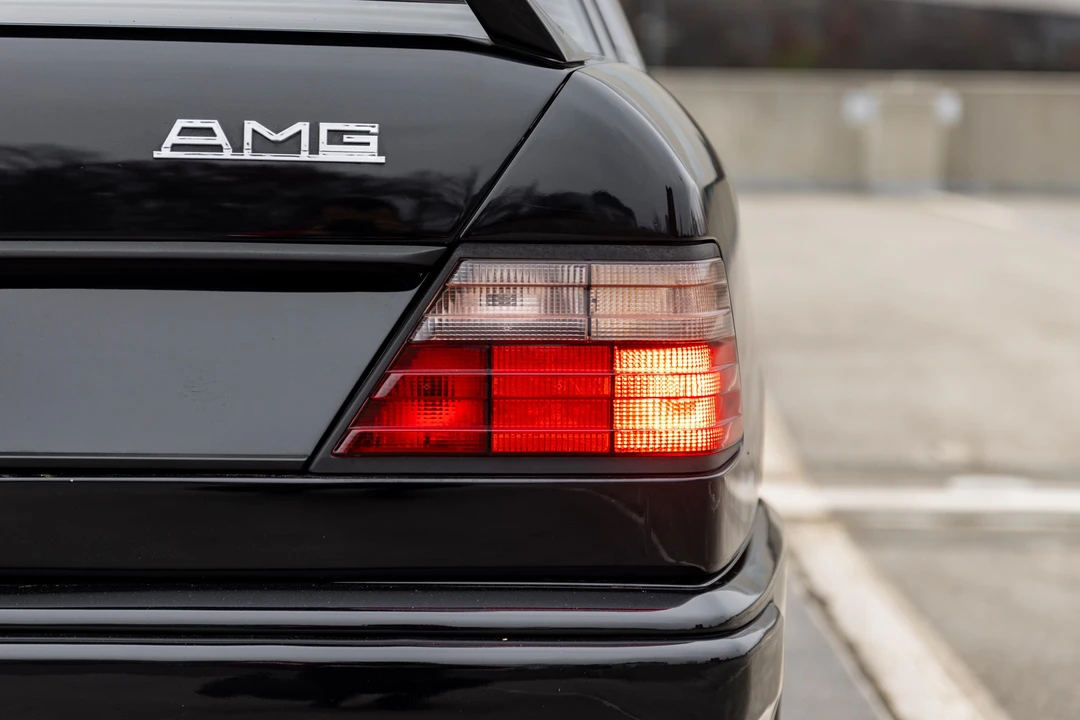 1986 Mercedes-Benz W124 E-Class - Image 29 of 31