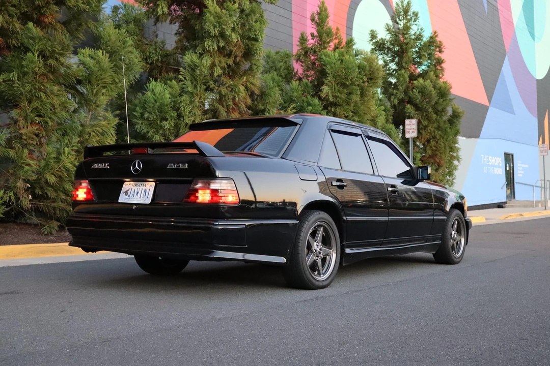 1986 Mercedes-Benz W124 E-Class - Image 13 of 31