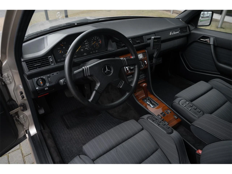 1986 Mercedes-Benz W124 E-Class - Image 6 of 11
