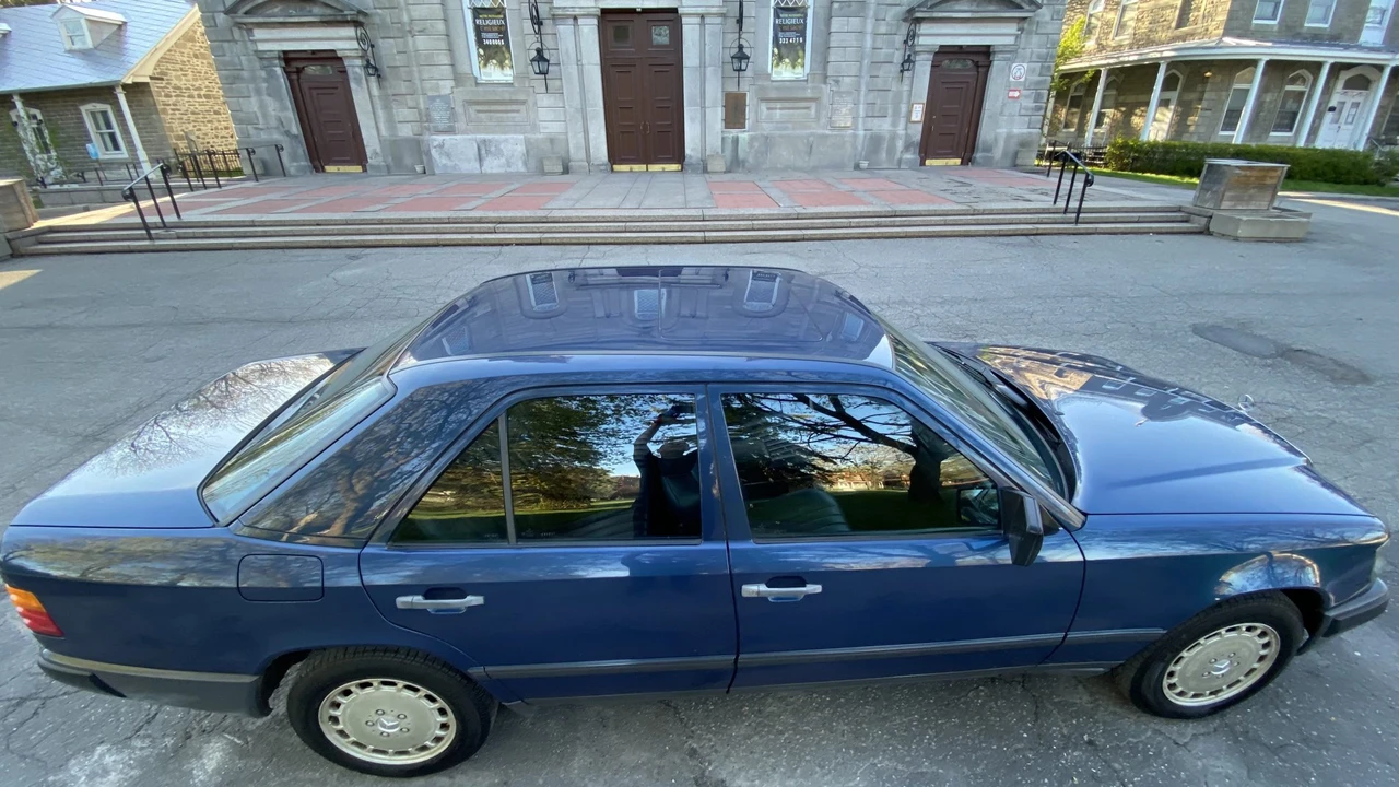 1986 Mercedes-Benz W124 E-Class - Image 24 of 31