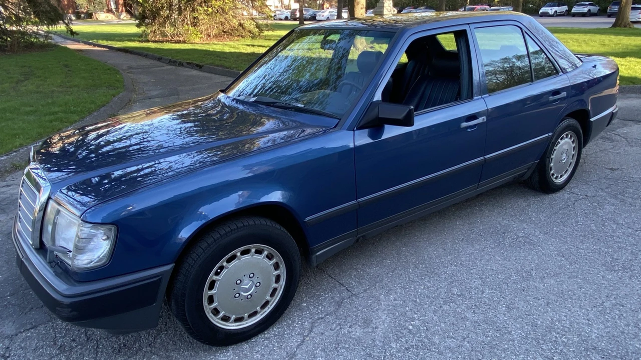 1986 Mercedes-Benz W124 E-Class - Image 7 of 31