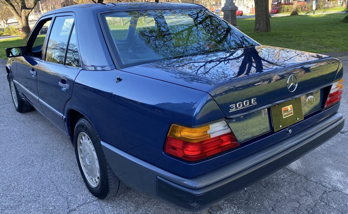 1986 Mercedes-Benz W124 E-Class - Image 15 of 31