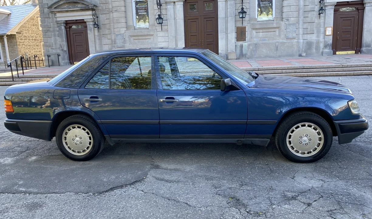 1986 Mercedes-Benz W124 E-Class - Image 25 of 31