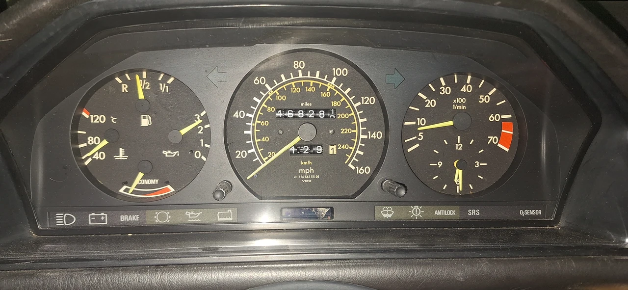 1986 Mercedes-Benz W124 E-Class - Image 17 of 31