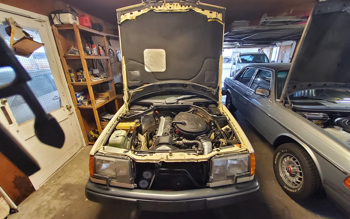 1986 Mercedes-Benz W124 E-Class - Image 25 of 31