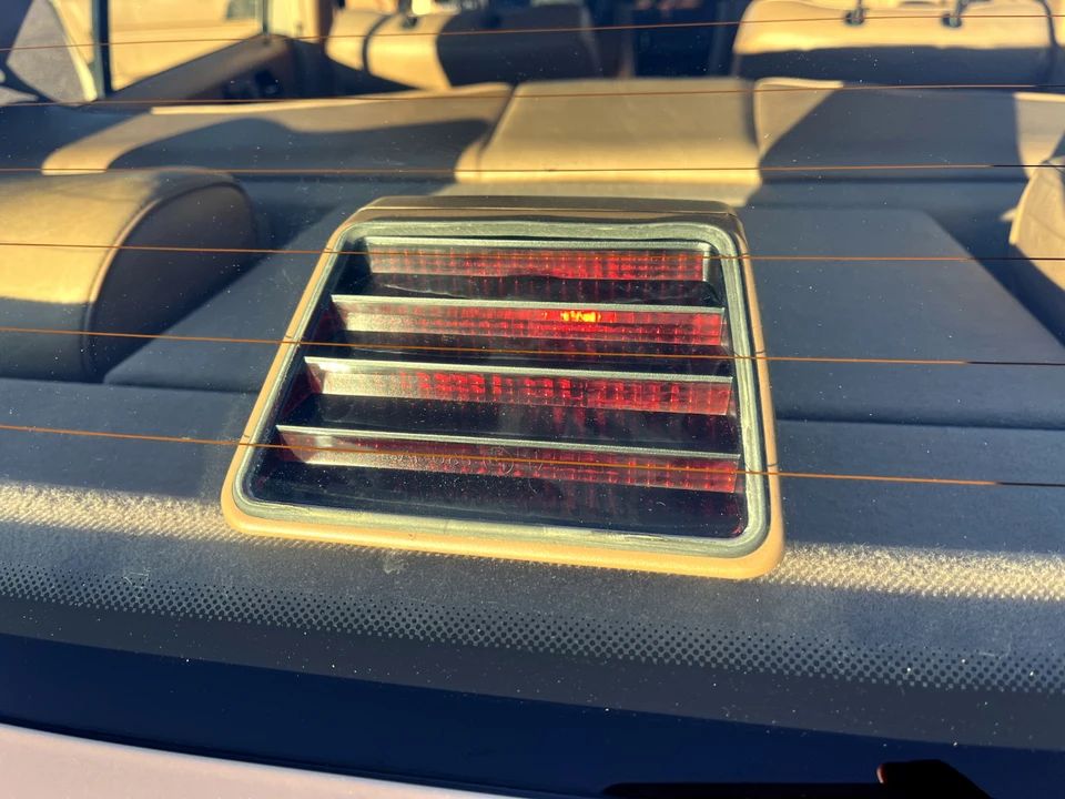 1986 Mercedes-Benz W124 E-Class - Image 27 of 31