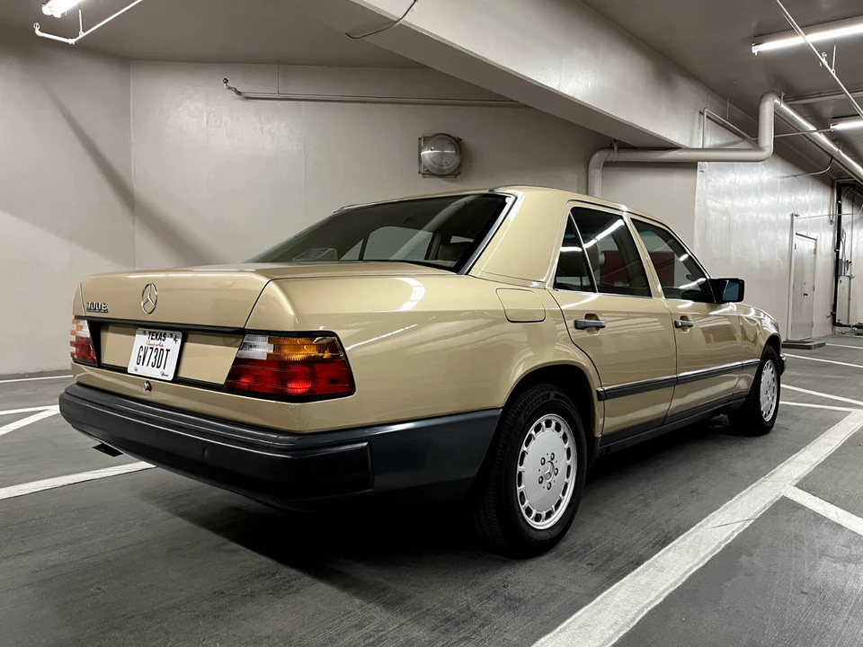 1986 Mercedes-Benz W124 E-Class - Image 6 of 31