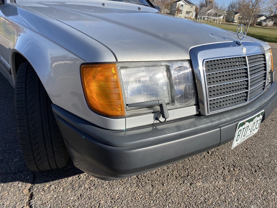 1986 Mercedes-Benz W124 E-Class - Image 28 of 31