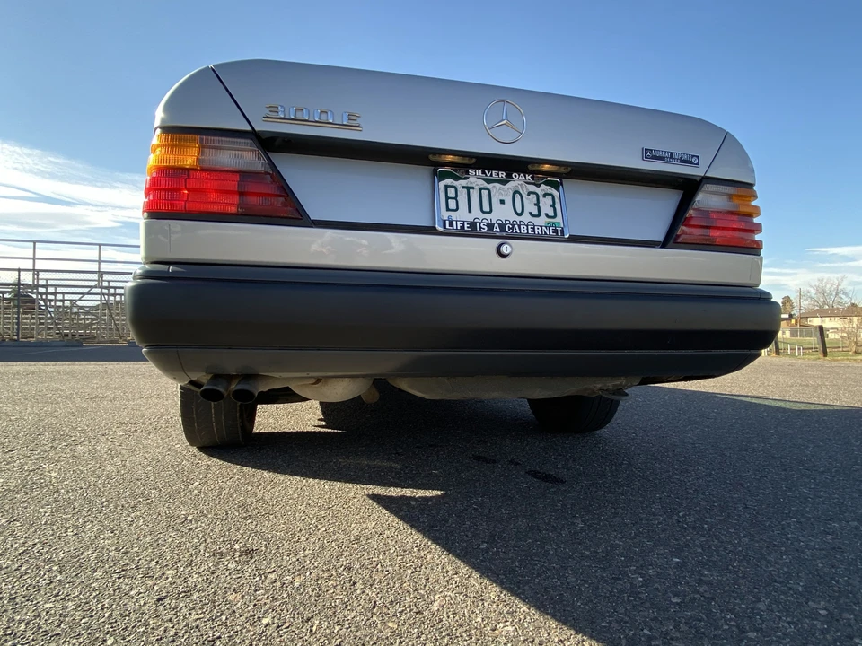 1986 Mercedes-Benz W124 E-Class - Image 17 of 31