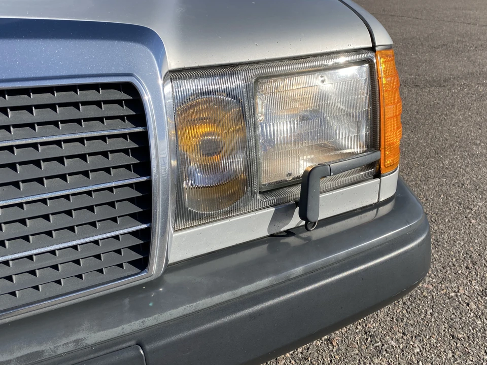 1986 Mercedes-Benz W124 E-Class - Image 26 of 31