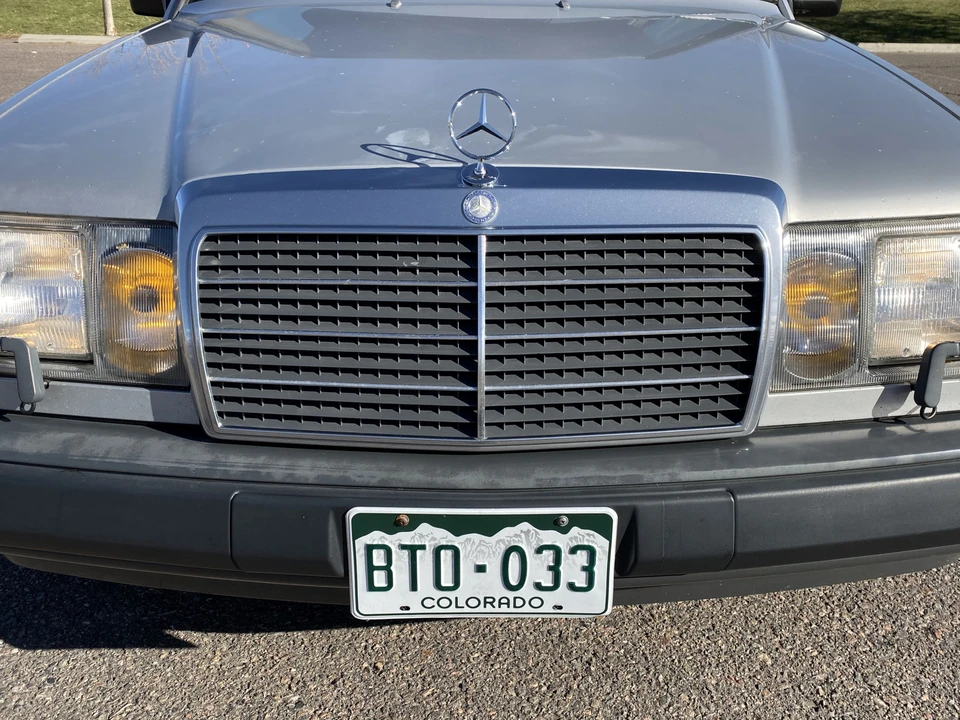 1986 Mercedes-Benz W124 E-Class - Image 24 of 31