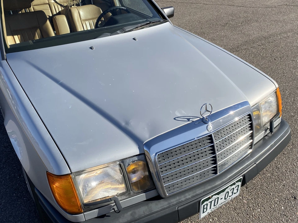 1986 Mercedes-Benz W124 E-Class - Image 29 of 31