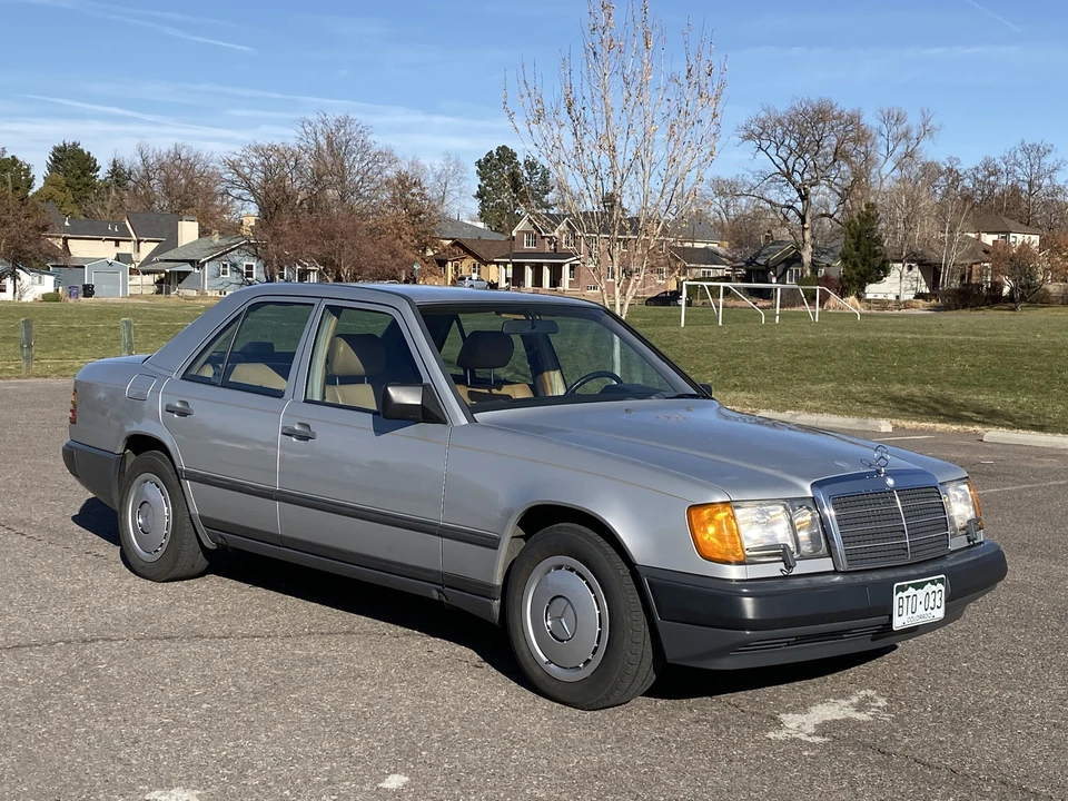 1986 Mercedes-Benz W124 E-Class - Image 3 of 31