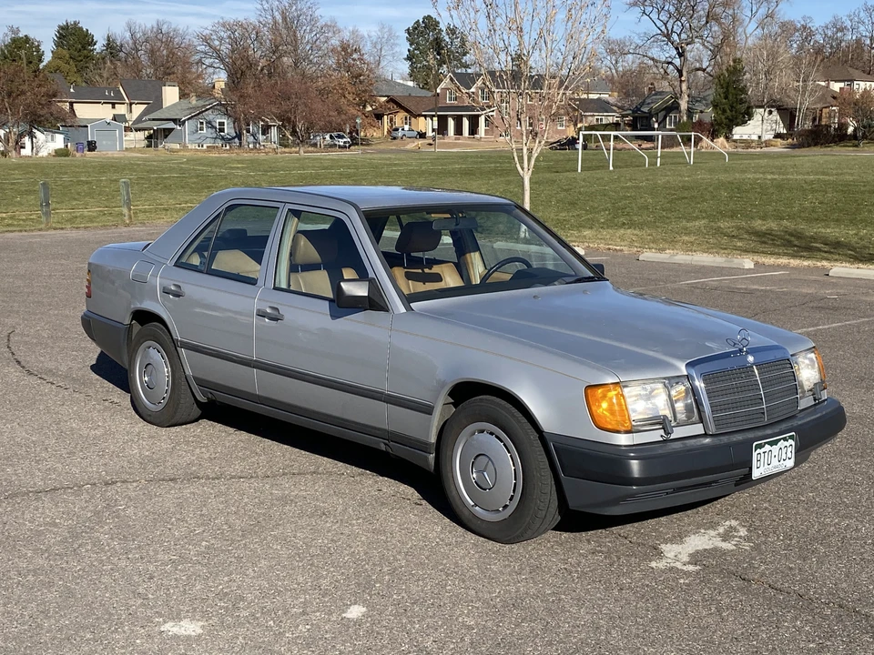 1986 Mercedes-Benz W124 E-Class - Image 4 of 31