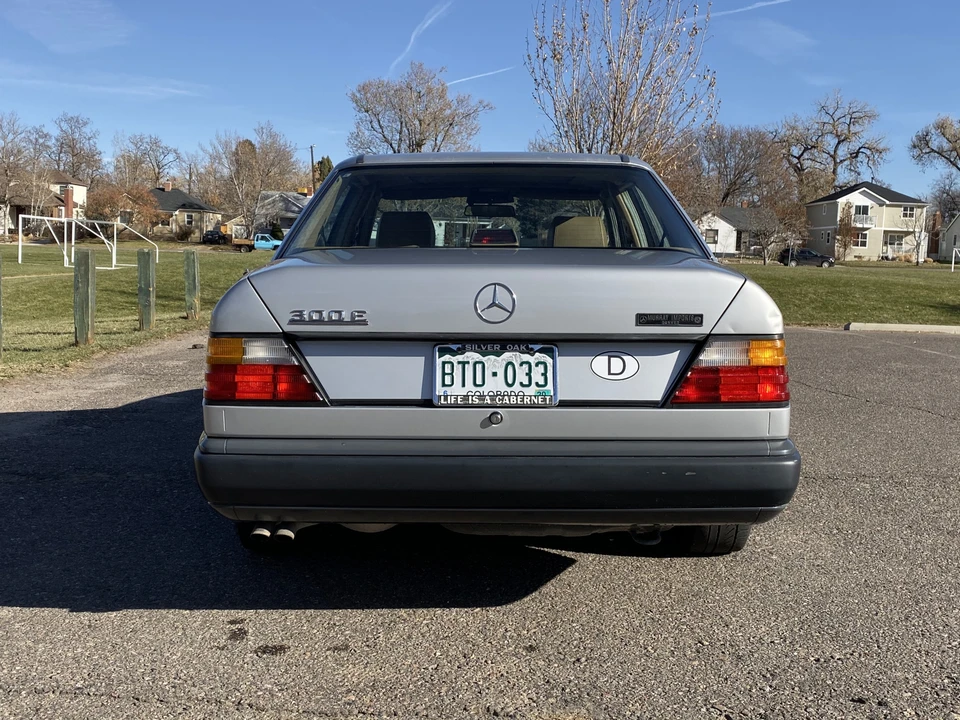 1986 Mercedes-Benz W124 E-Class - Image 16 of 31