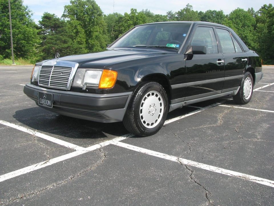 1986 Mercedes-Benz W124 E-Class - Image 8 of 31