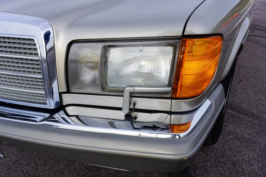 1986 Mercedes-Benz W126 S-Class Sedan - Image 13 of 31