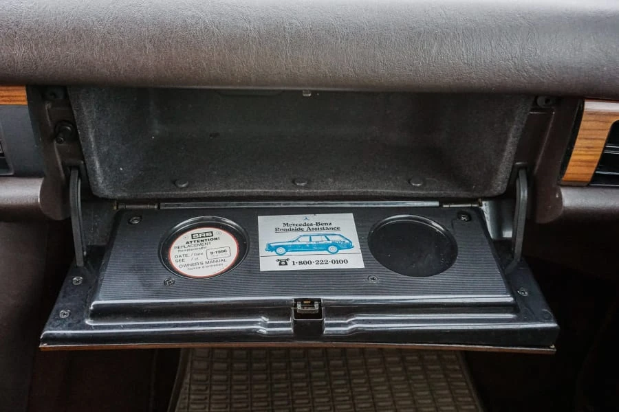 1986 Mercedes-Benz W126 S-Class Sedan - Image 31 of 31
