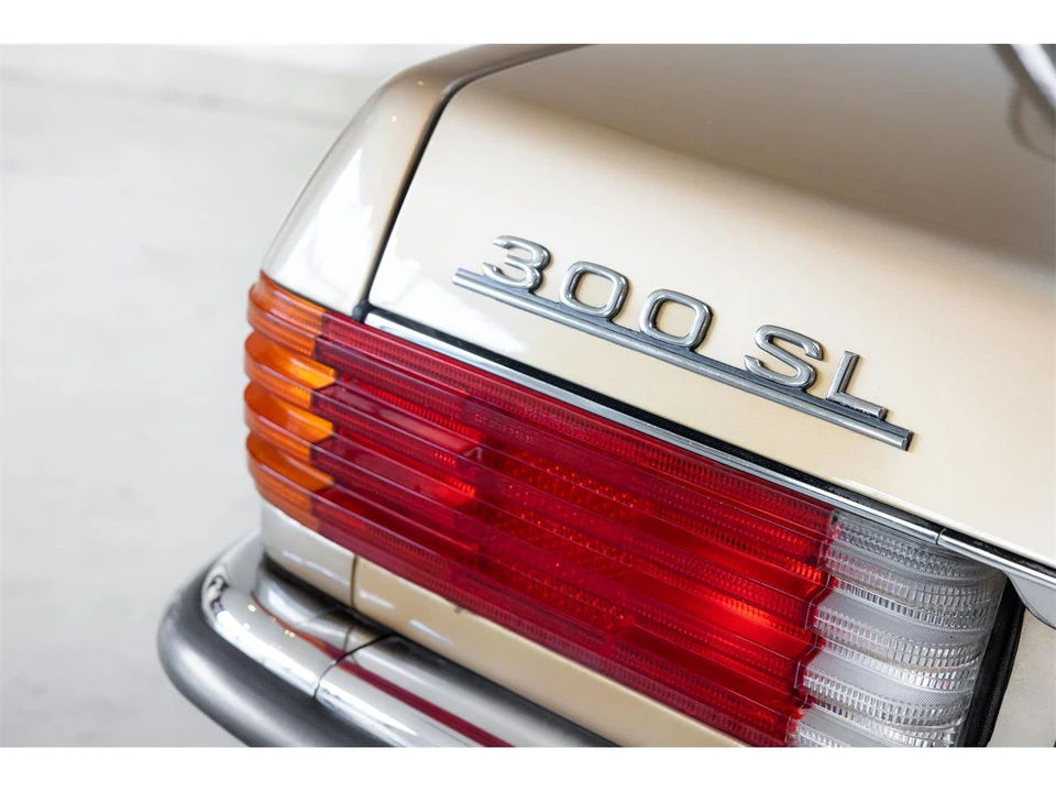 1986 Mercedes-Benz R107 SL-Class - Image 28 of 31
