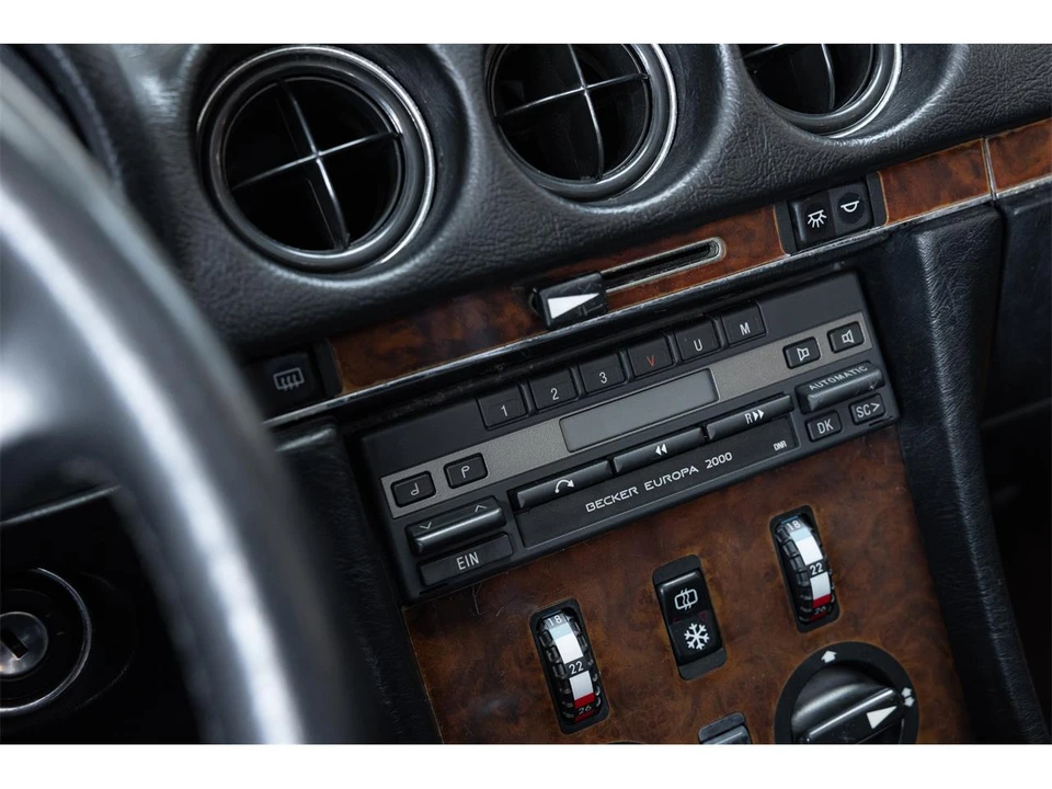 1986 Mercedes-Benz R107 SL-Class - Image 13 of 31