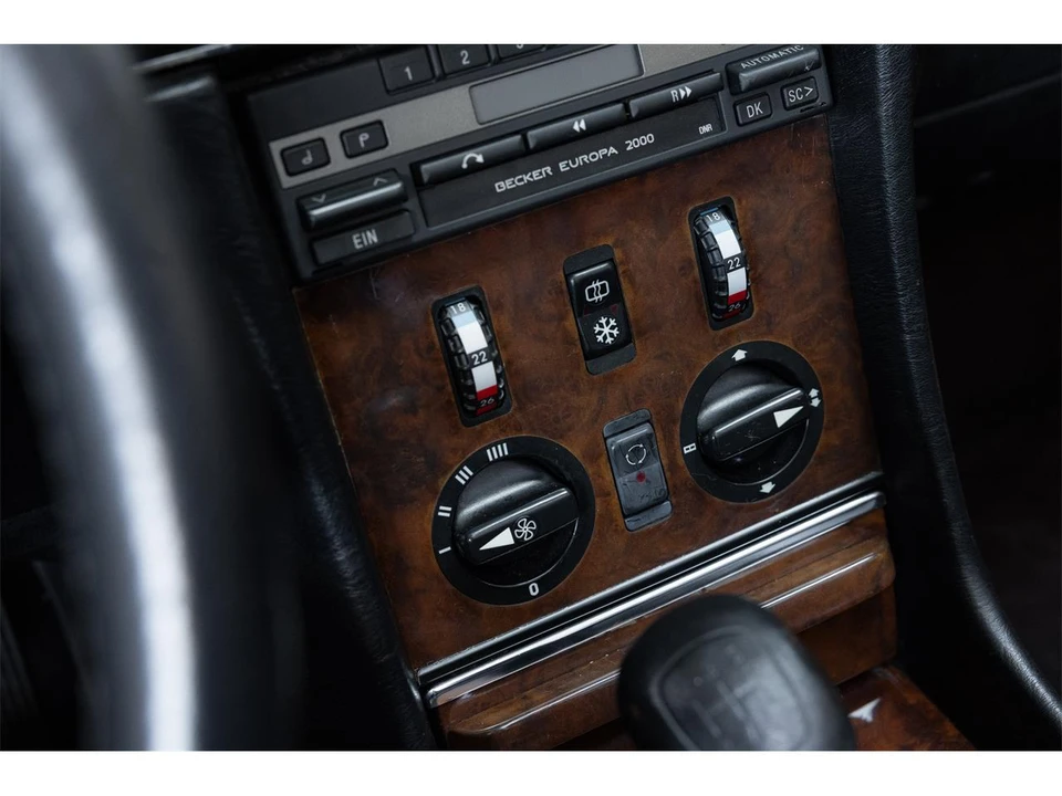 1986 Mercedes-Benz R107 SL-Class - Image 14 of 31