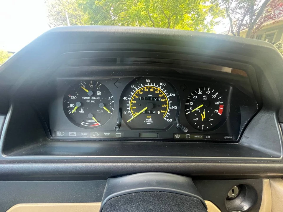 1987 Mercedes-Benz W124 E-Class - Image 11 of 18