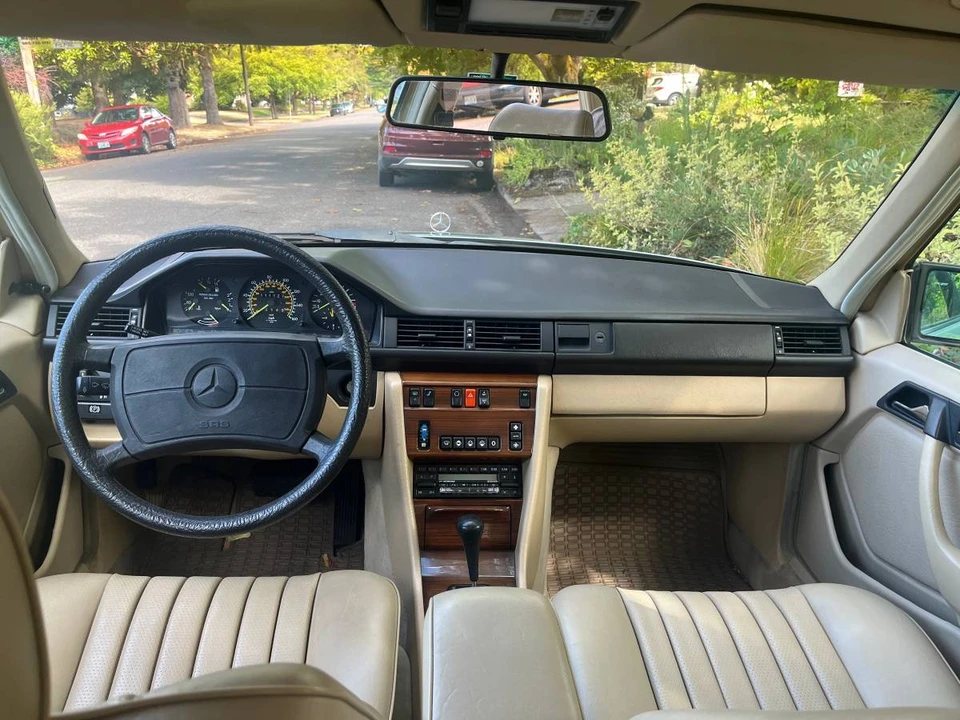 1987 Mercedes-Benz W124 E-Class - Image 8 of 18