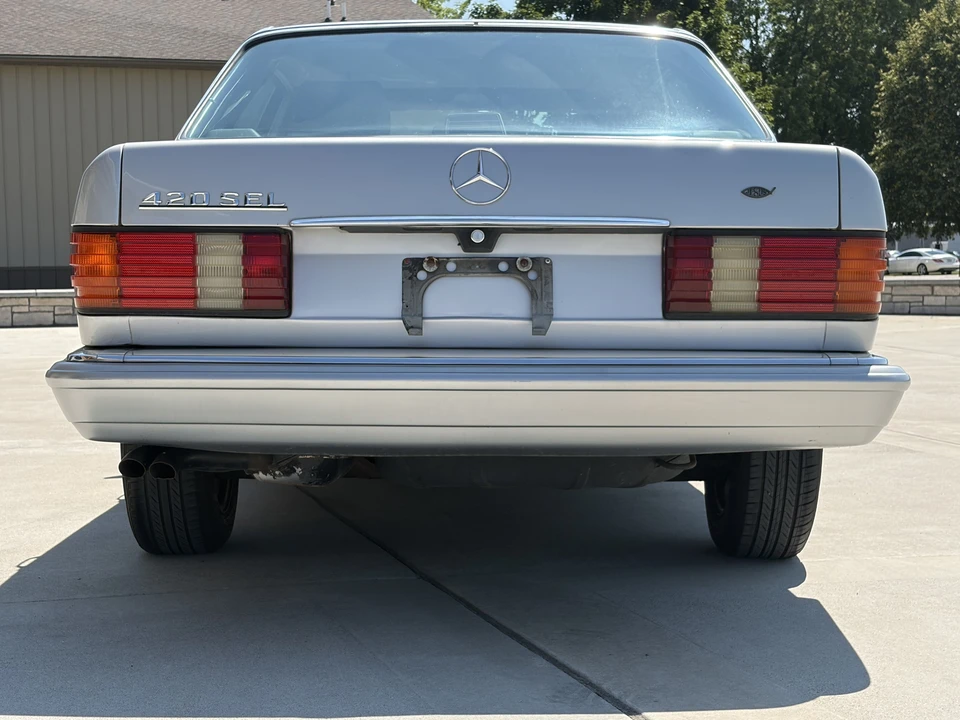 1986 Mercedes-Benz W126 S-Class Sedan - Image 7 of 31