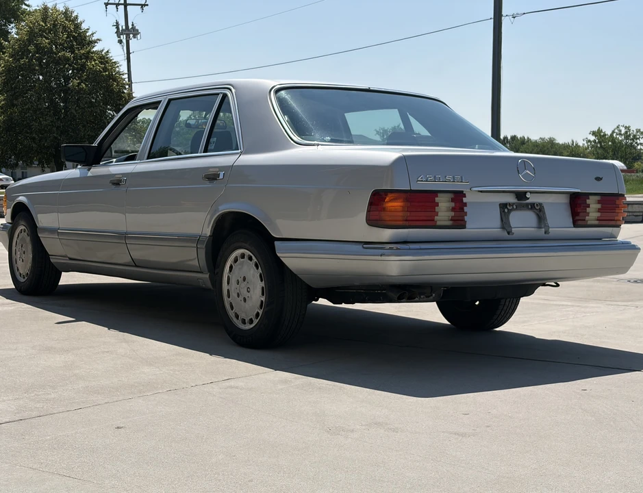 1986 Mercedes-Benz W126 S-Class Sedan - Image 9 of 31