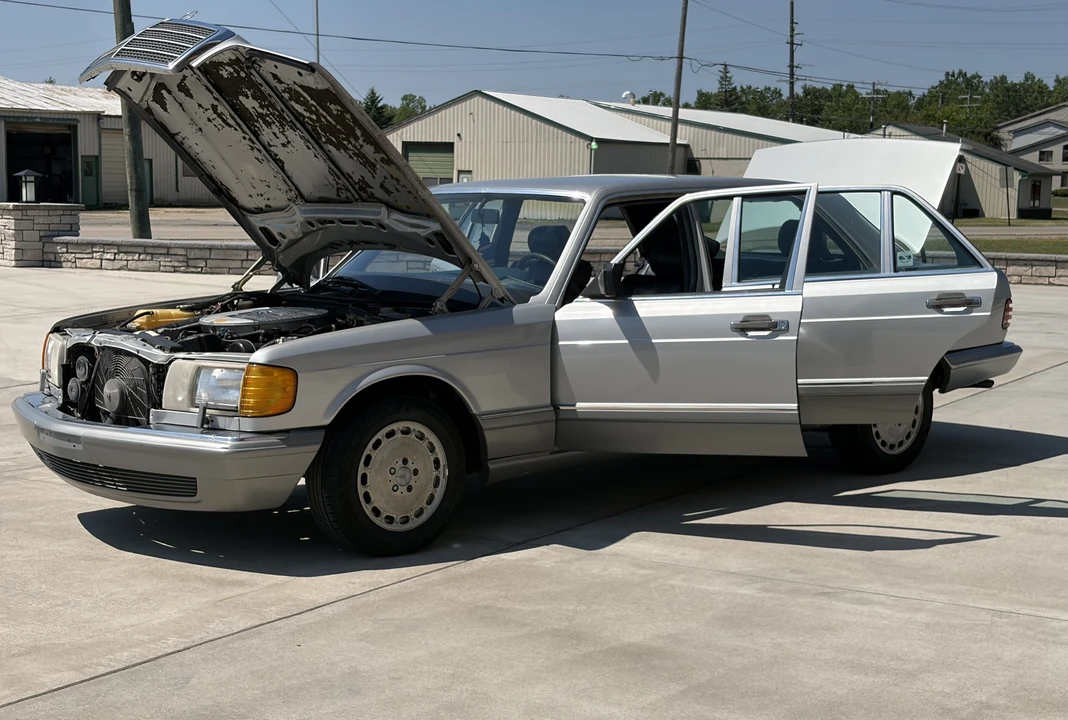 1986 Mercedes-Benz W126 S-Class Sedan - Image 20 of 31