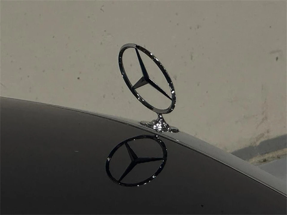 1986 Mercedes-Benz W126 S-Class Sedan - Image 29 of 31