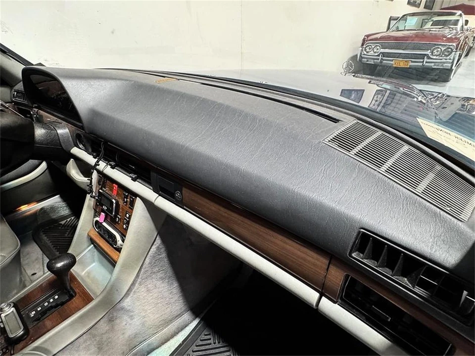 1986 Mercedes-Benz W126 S-Class Sedan - Image 11 of 31