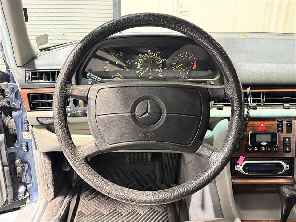 1986 Mercedes-Benz W126 S-Class Sedan - Image 8 of 31