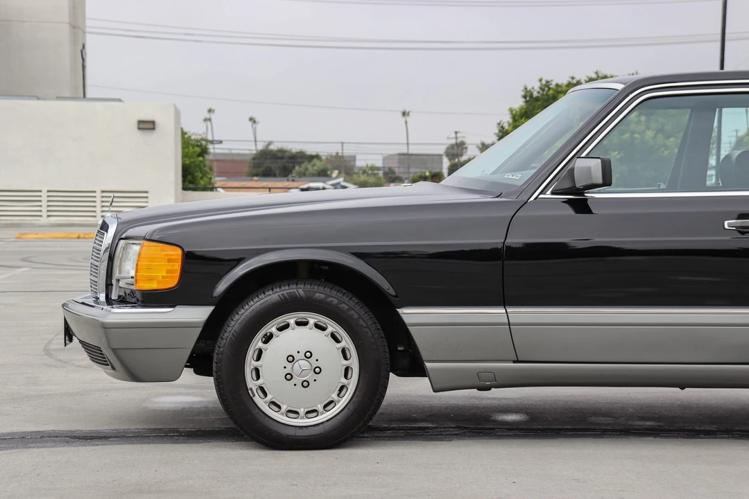 1986 Mercedes-Benz W126 S-Class Sedan - Image 31 of 31