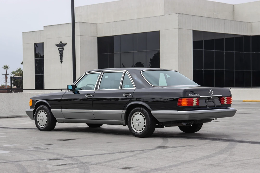 1986 Mercedes-Benz W126 S-Class Sedan - Image 9 of 31