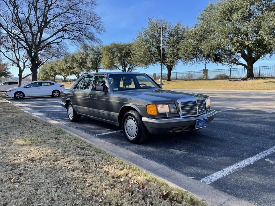 1986 Mercedes-Benz W126 S-Class Sedan - Image 22 of 31