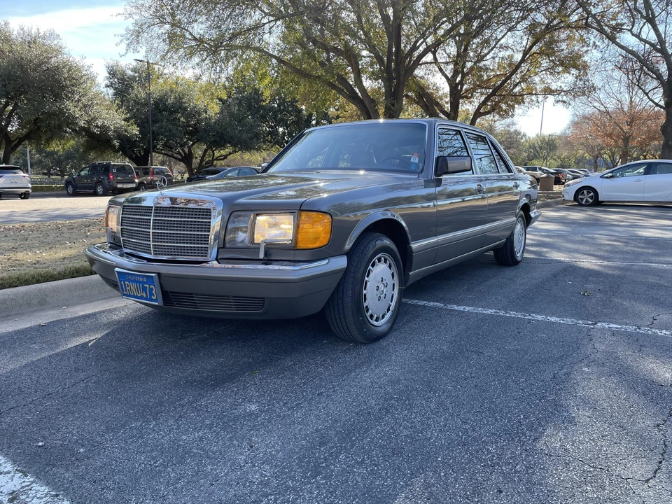 1986 Mercedes-Benz W126 S-Class Sedan - Image 26 of 31