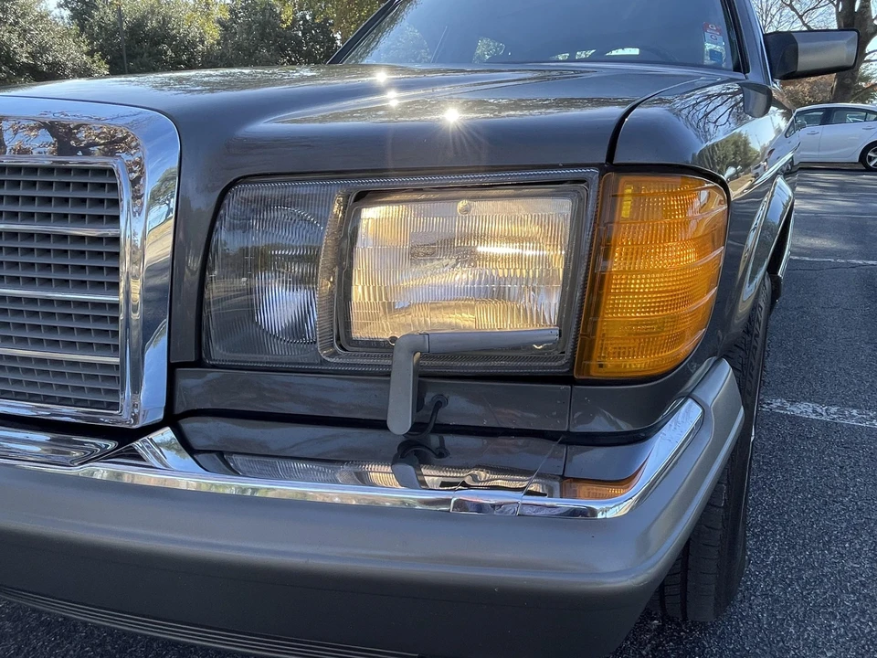 1986 Mercedes-Benz W126 S-Class Sedan - Image 29 of 31