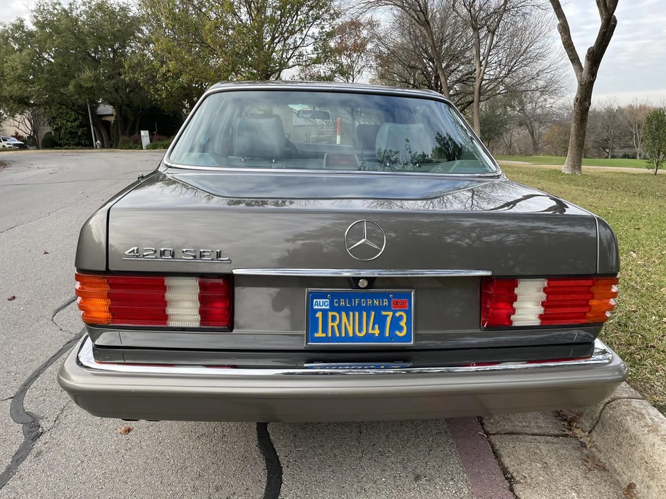 1986 Mercedes-Benz W126 S-Class Sedan - Image 12 of 31
