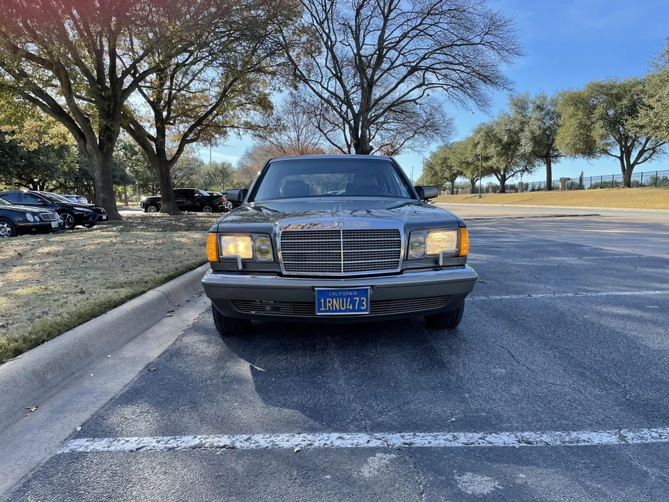 1986 Mercedes-Benz W126 S-Class Sedan - Image 25 of 31
