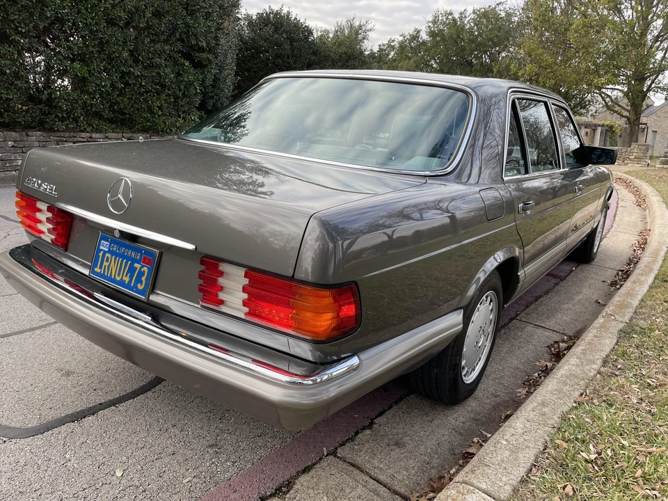 1986 Mercedes-Benz W126 S-Class Sedan - Image 16 of 31