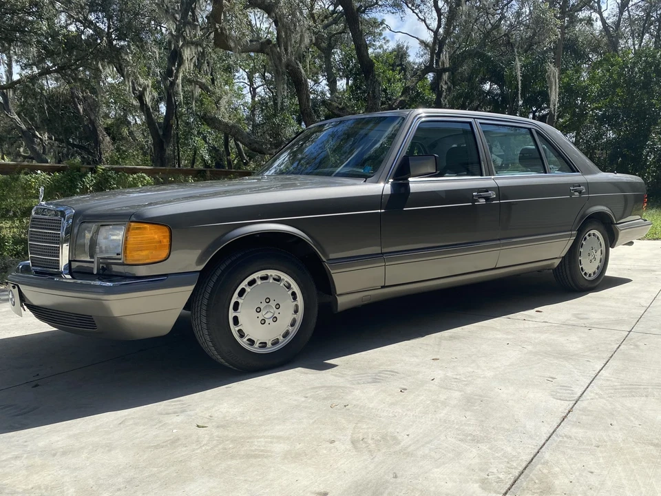 1986 Mercedes-Benz W126 S-Class Sedan - Image 5 of 31