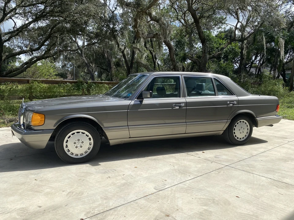 1986 Mercedes-Benz W126 S-Class Sedan - Image 6 of 31