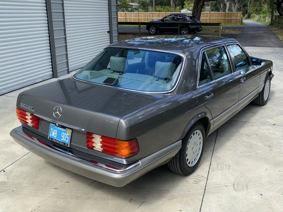 1986 Mercedes-Benz W126 S-Class Sedan - Image 11 of 31