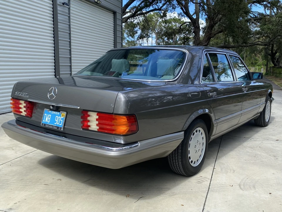 1986 Mercedes-Benz W126 S-Class Sedan - Image 12 of 31