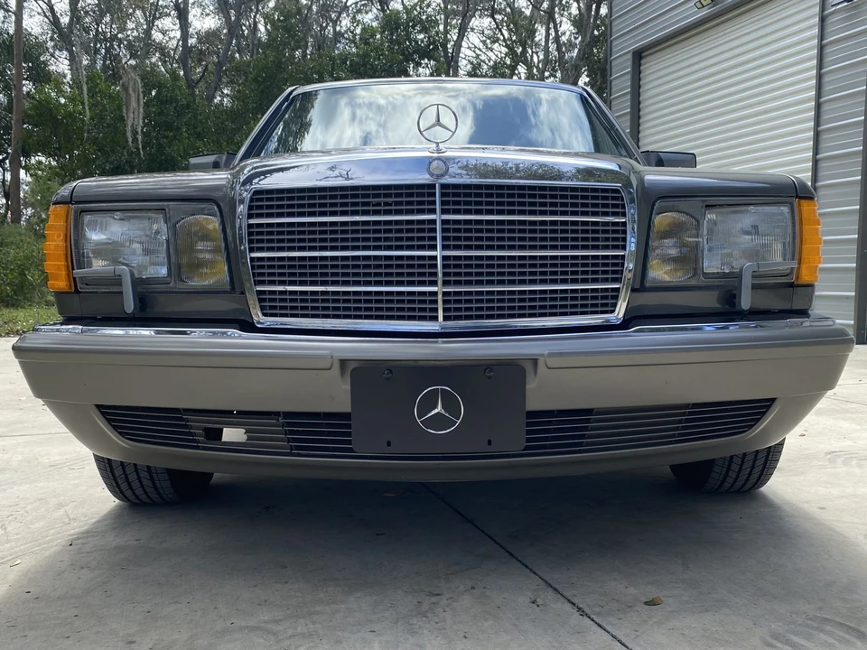 1986 Mercedes-Benz W126 S-Class Sedan - Image 17 of 31