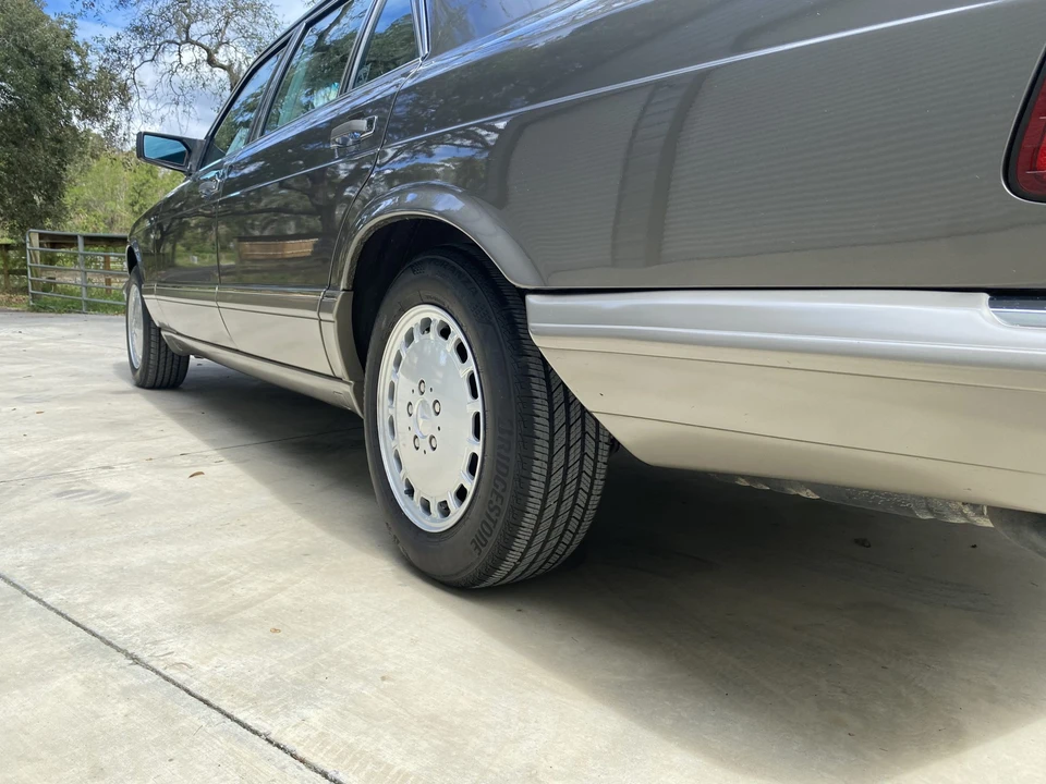 1986 Mercedes-Benz W126 S-Class Sedan - Image 21 of 31