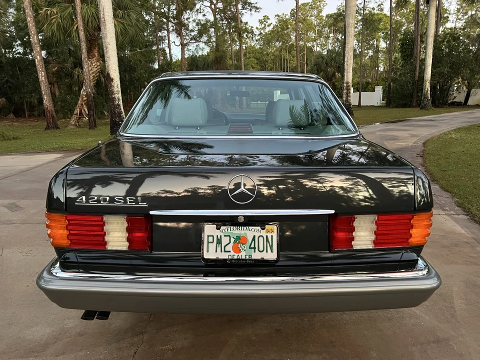 1986 Mercedes-Benz W126 S-Class Sedan - Image 13 of 31