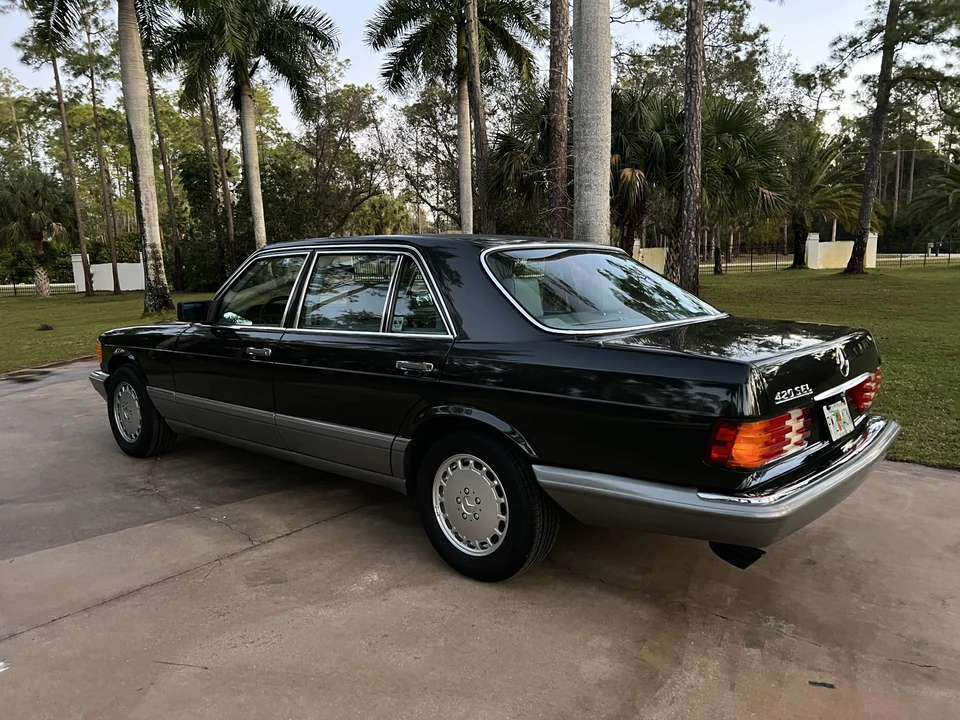 1986 Mercedes-Benz W126 S-Class Sedan - Image 11 of 31